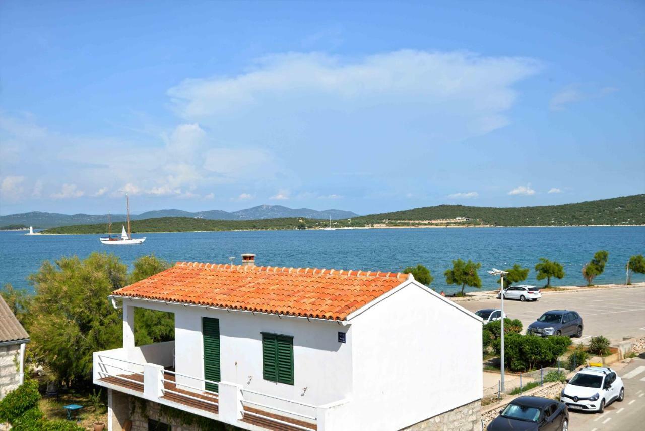 Apartments Enida Tisno Exterior photo